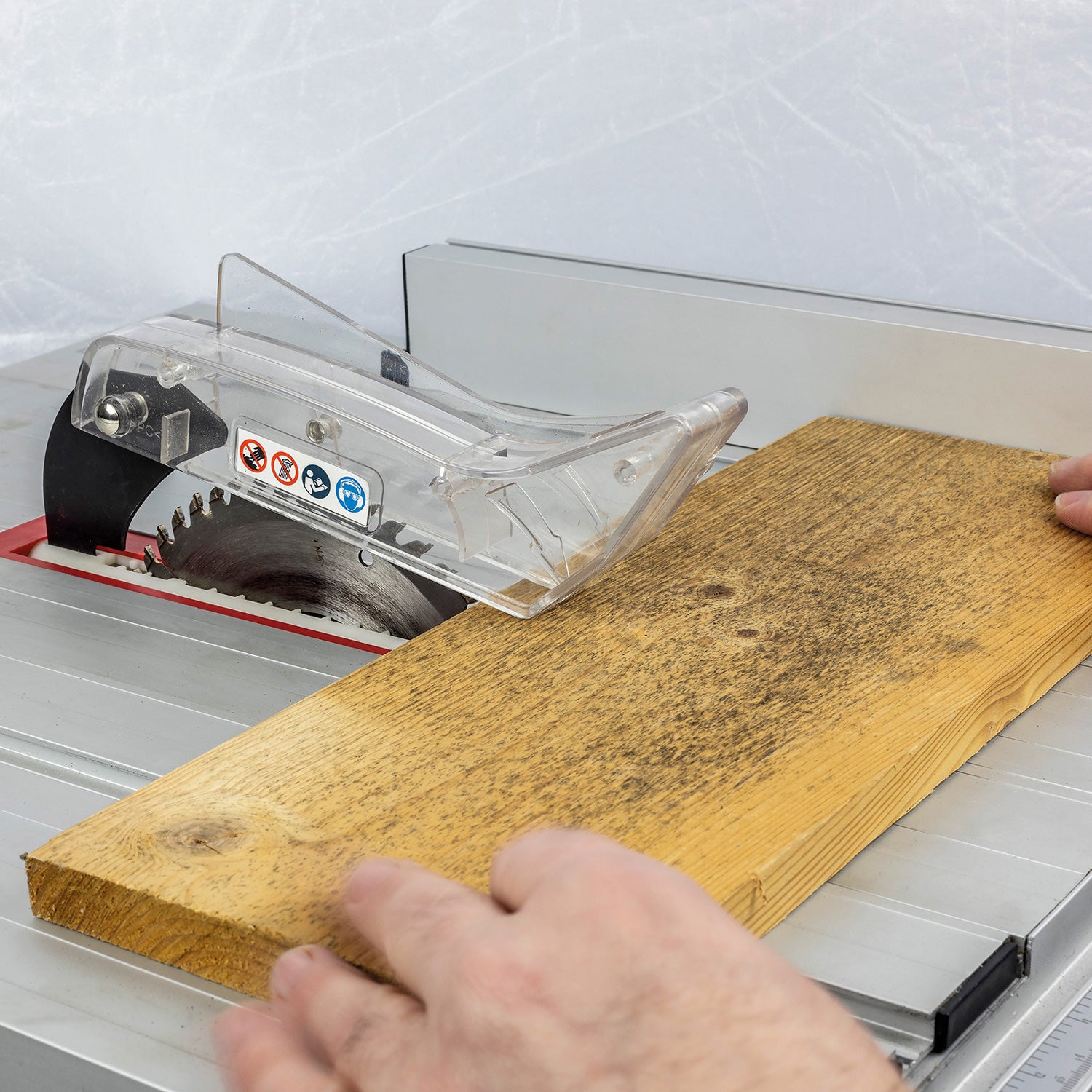 SIP 01513 2-in-1 Table Saw with Integrated Dust Extractor