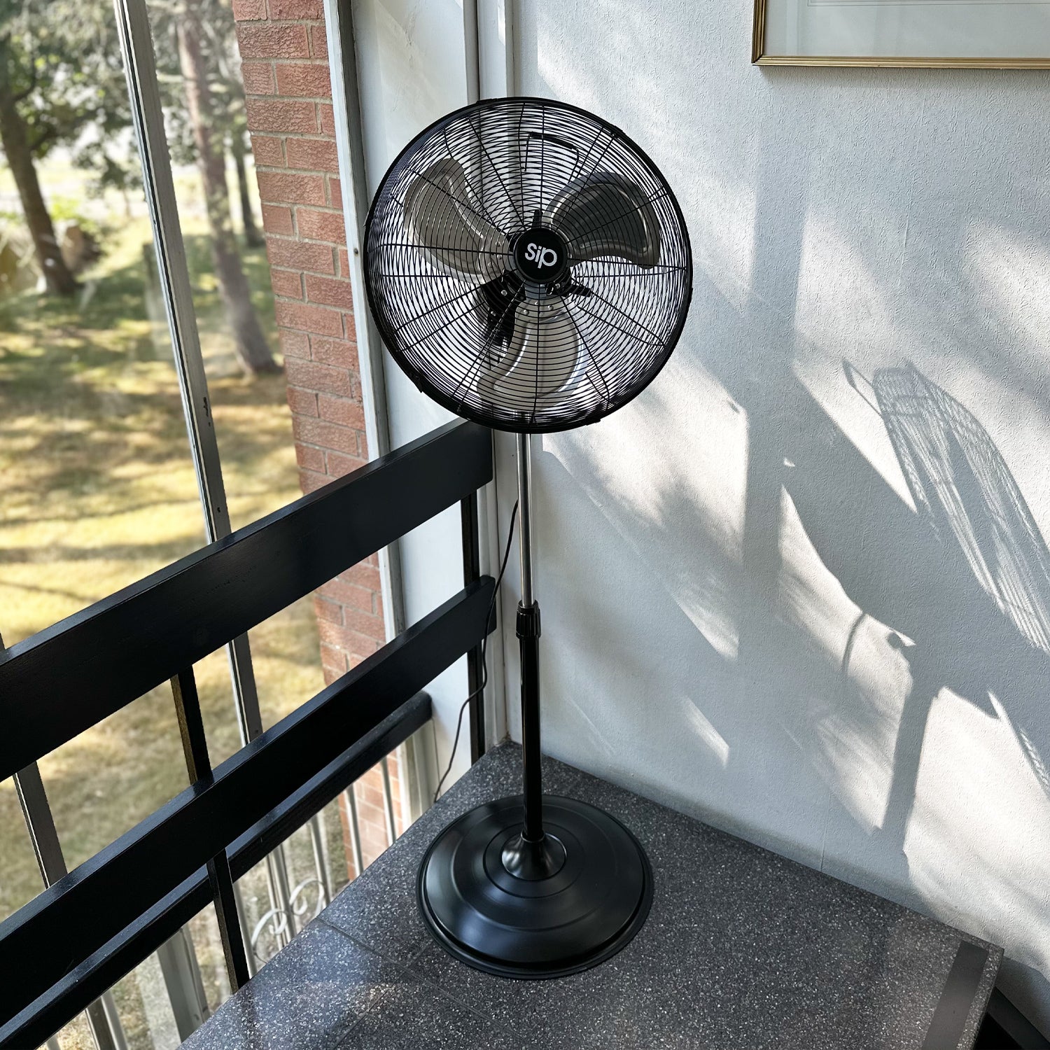 SIP 05633 18" Oscillating Pedestal Fan
