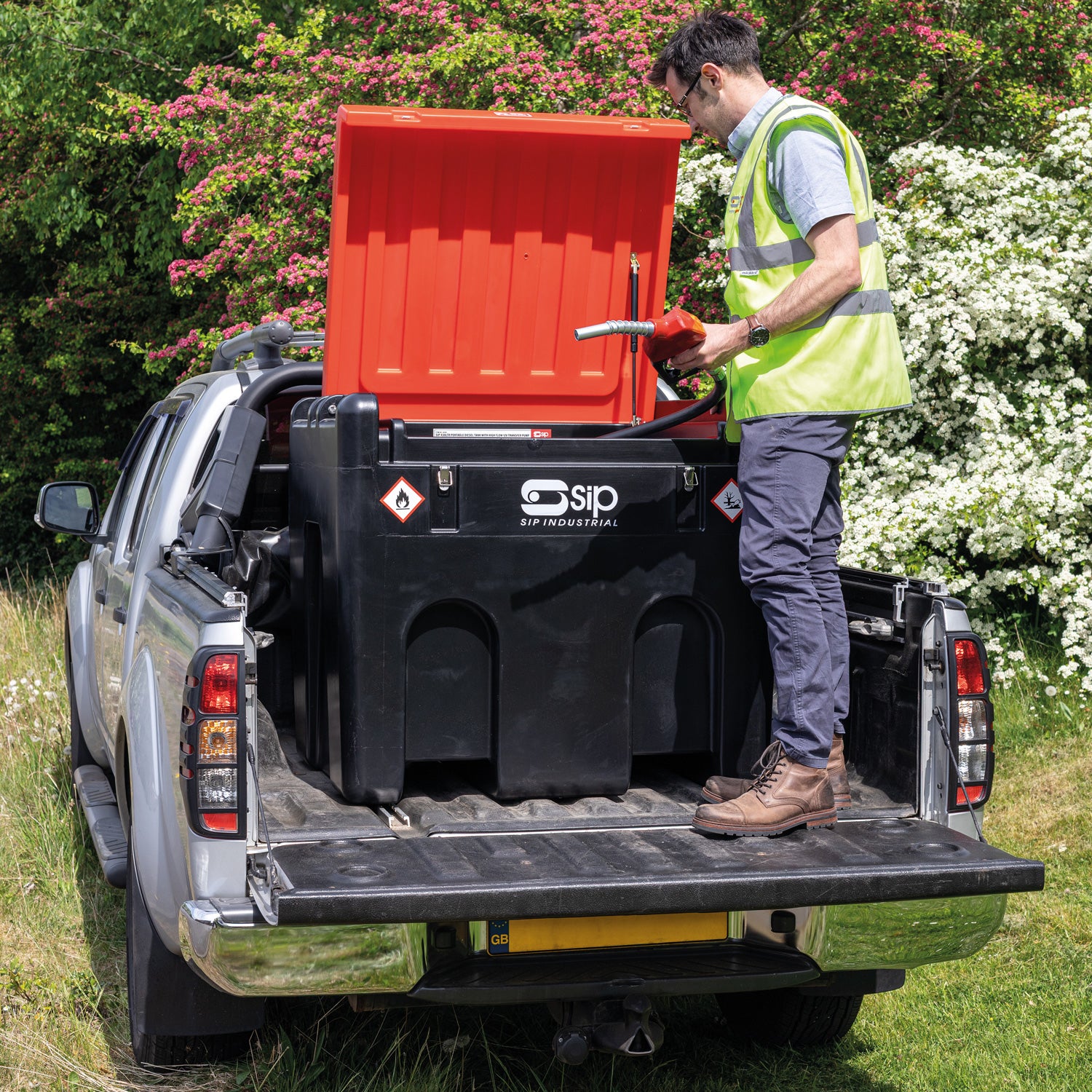 SIP 430ltr Portable Diesel Tank with High-Flow 12v Transfer Pump