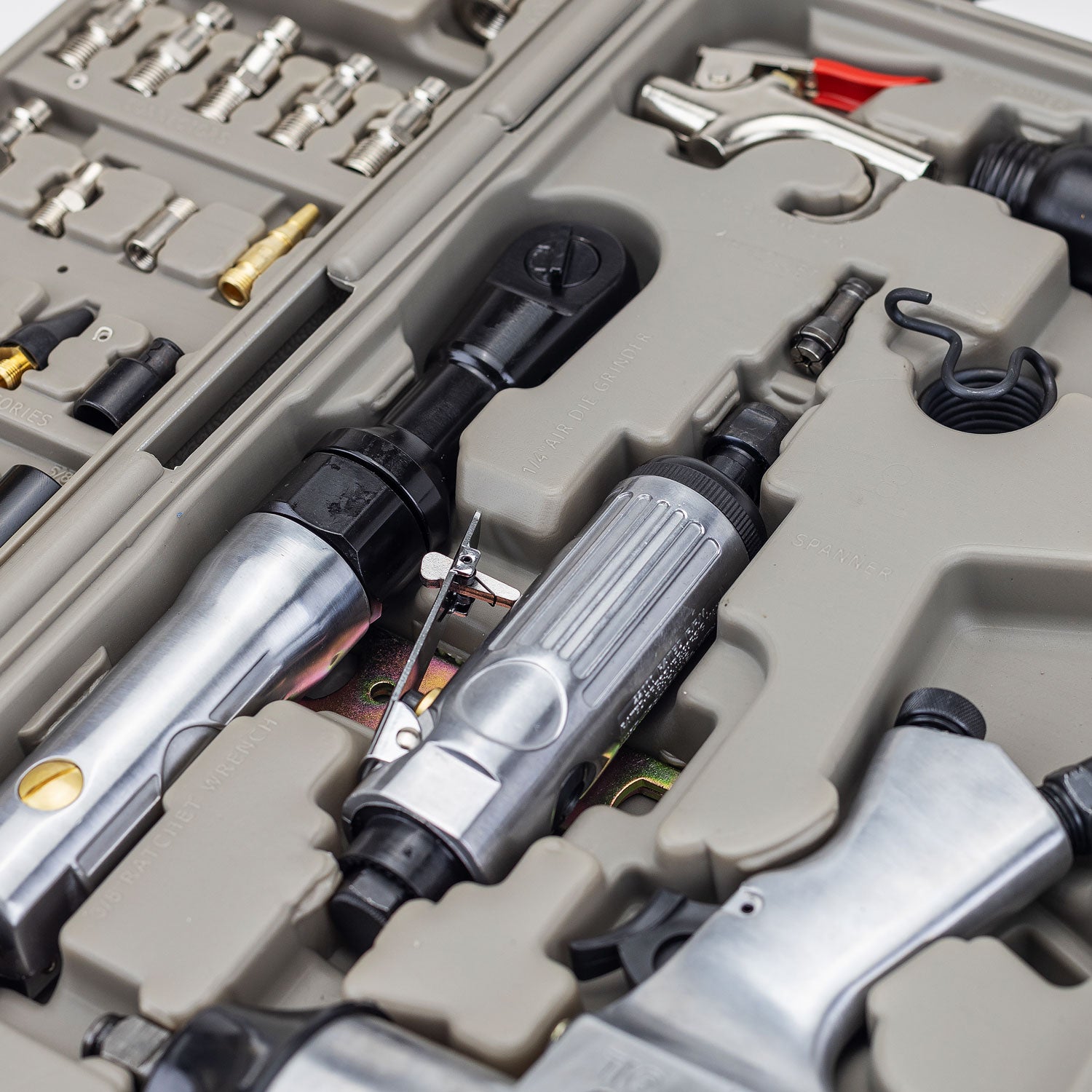 SIP 07197 73 Piece Air Tool Kit