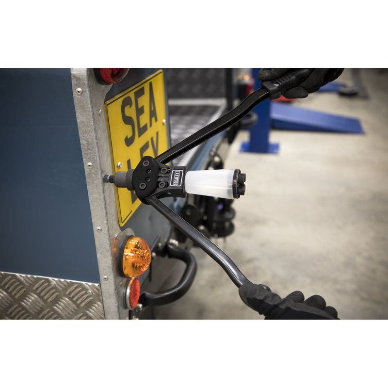 Sealey AK3983 Riveter Medium-Arm with Collection Bowl