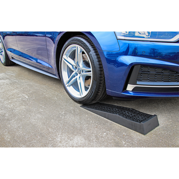 Sealey CAR3000LR Car Ramps 1.5 Tonne Capacity per Ramp 3 Tonne Capacity per Pair