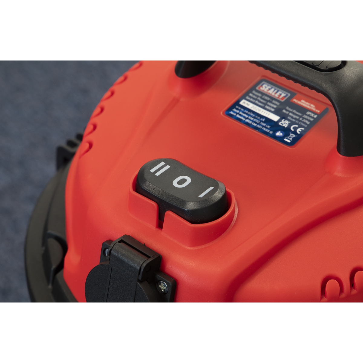 Sealey PC300SDAUTO 30L Industrial Vacuum Cleaner Wet & Dry with Stainless Steel Drum & Auto-Start 1400W/230V