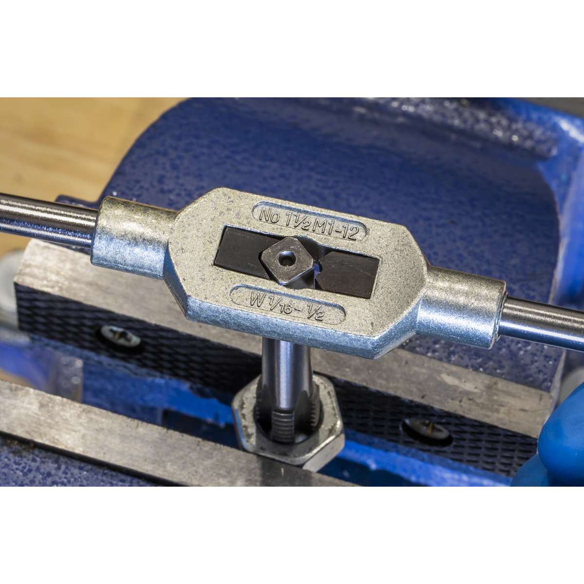 Sealey AK3015 Tap & Die Set 32pc Split Dies - Metric