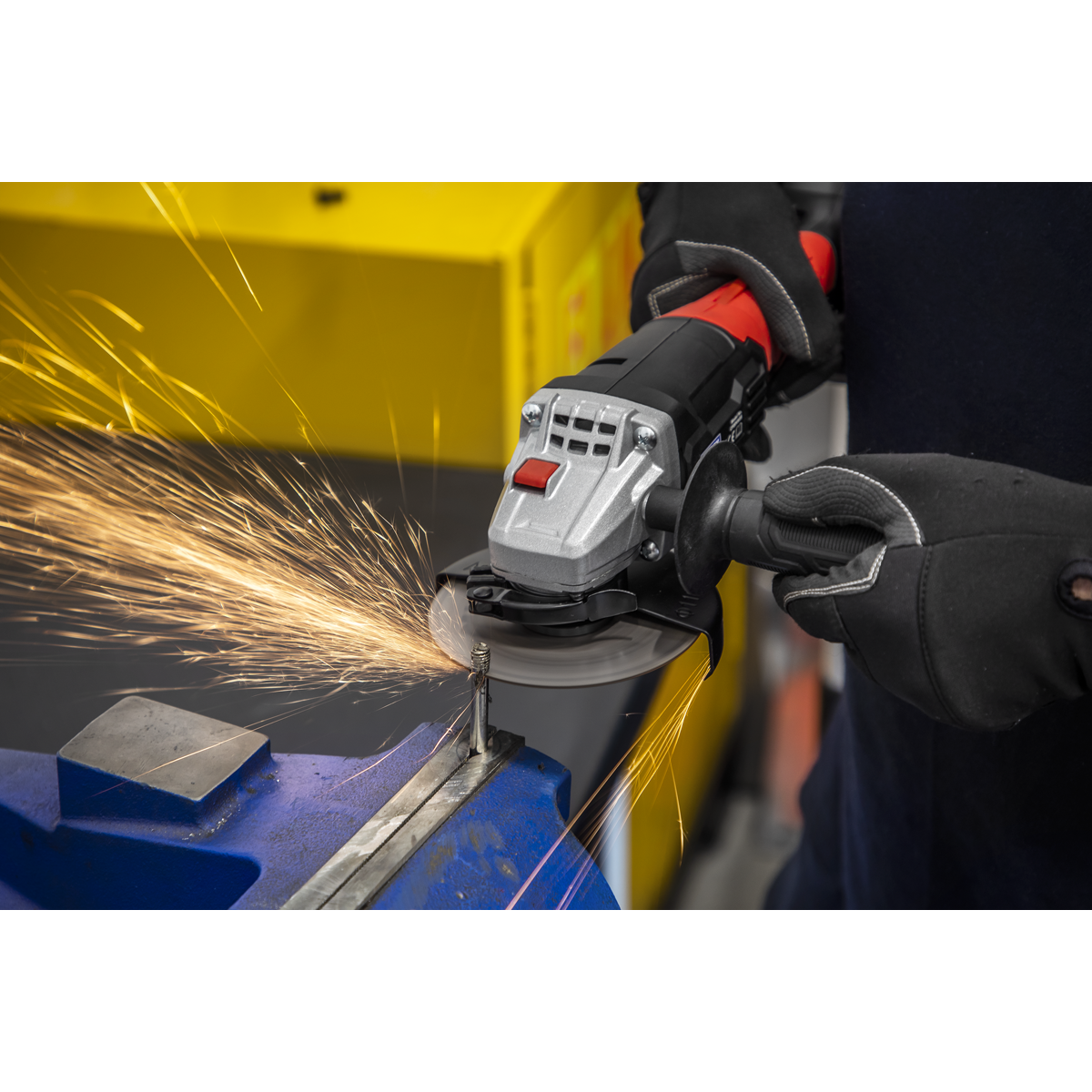 Sealey CP20VAGBKIT Cordless Angle Grinder Kit 115mm 20V - 2 Batteries