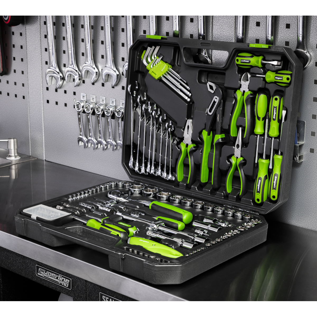 Sealey S01214 Mechanic's Tool Kit 135pc