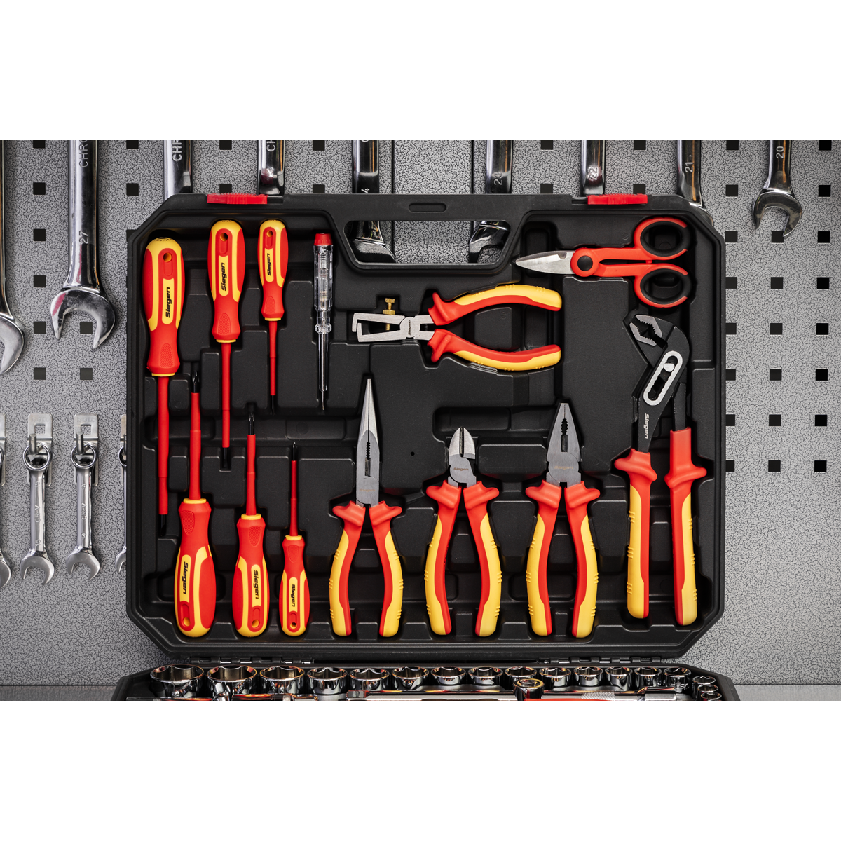 Sealey S01217 Electrician's Tool Kit 90pc