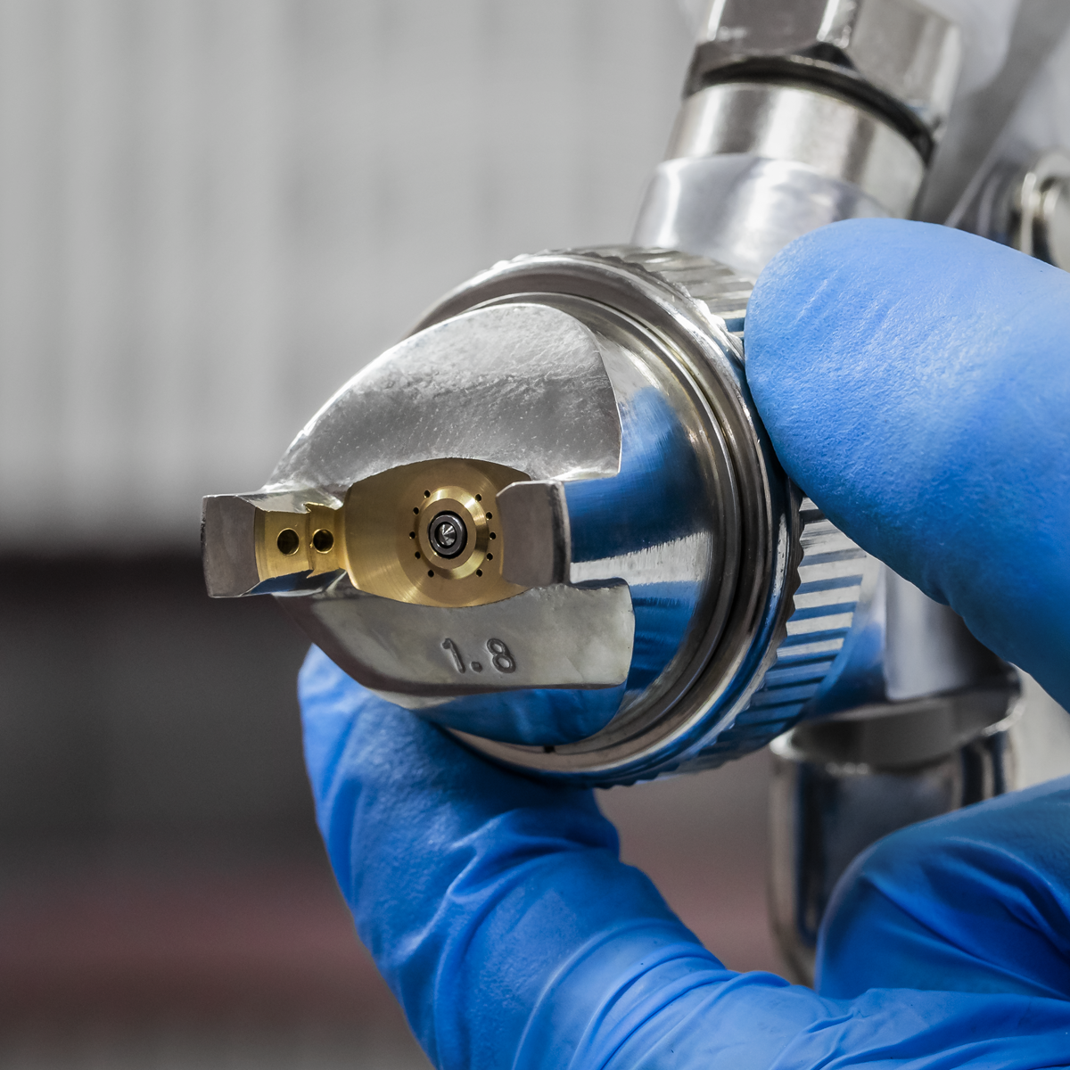 Sealey S642G Spray Gun Gravity Feed 1.8mm Set-Up