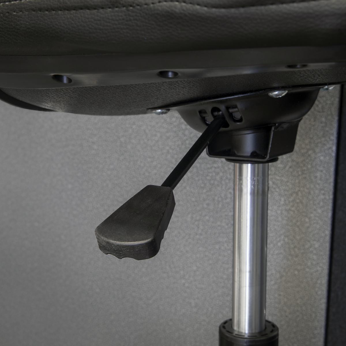 Sealey SCR01B Workshop Stool Pneumatic with Adjustable Height Swivel Seat & Back Rest