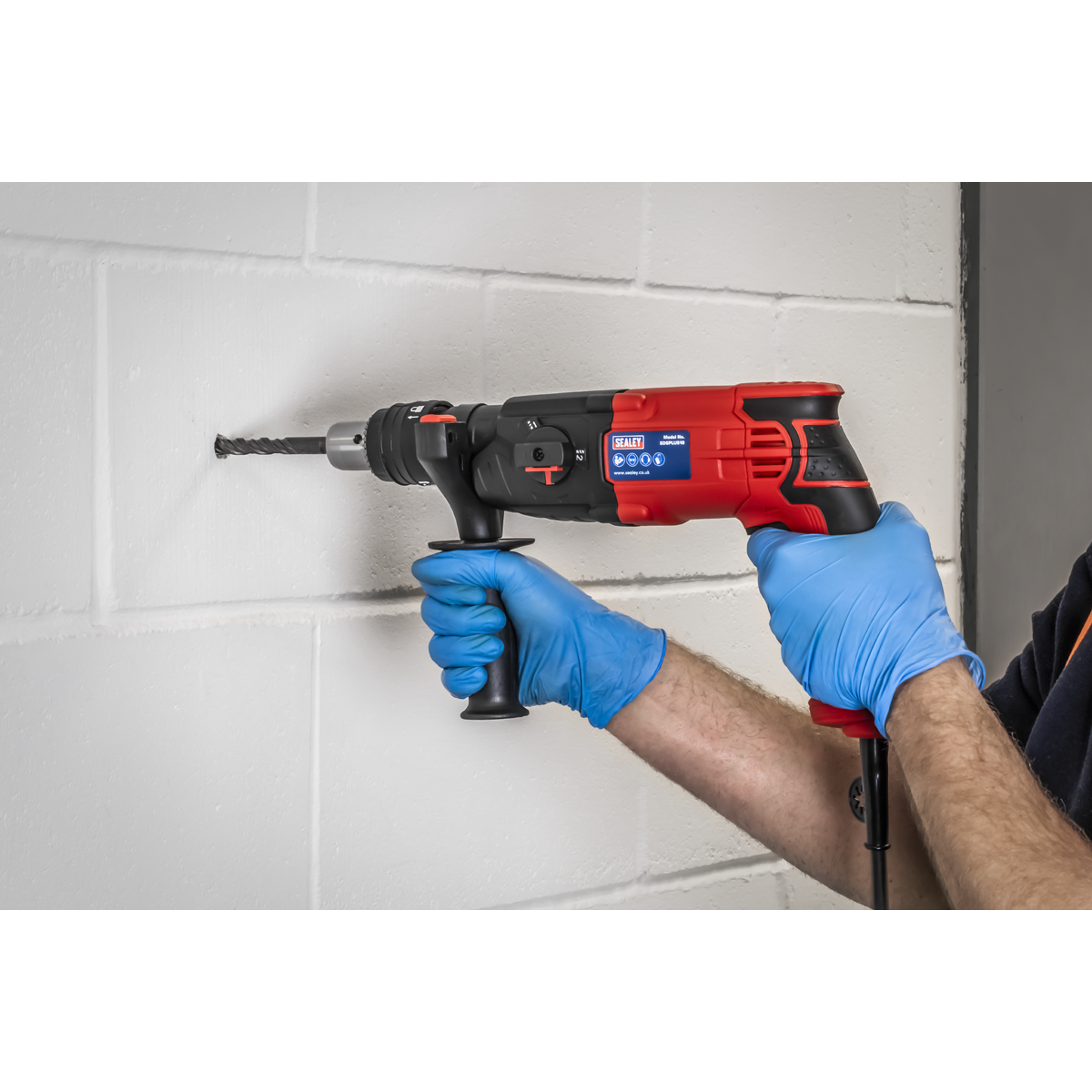 Sealey SDSPLUS18 Rotary Hammer Drill SDS Plus 18mm 750W/230V