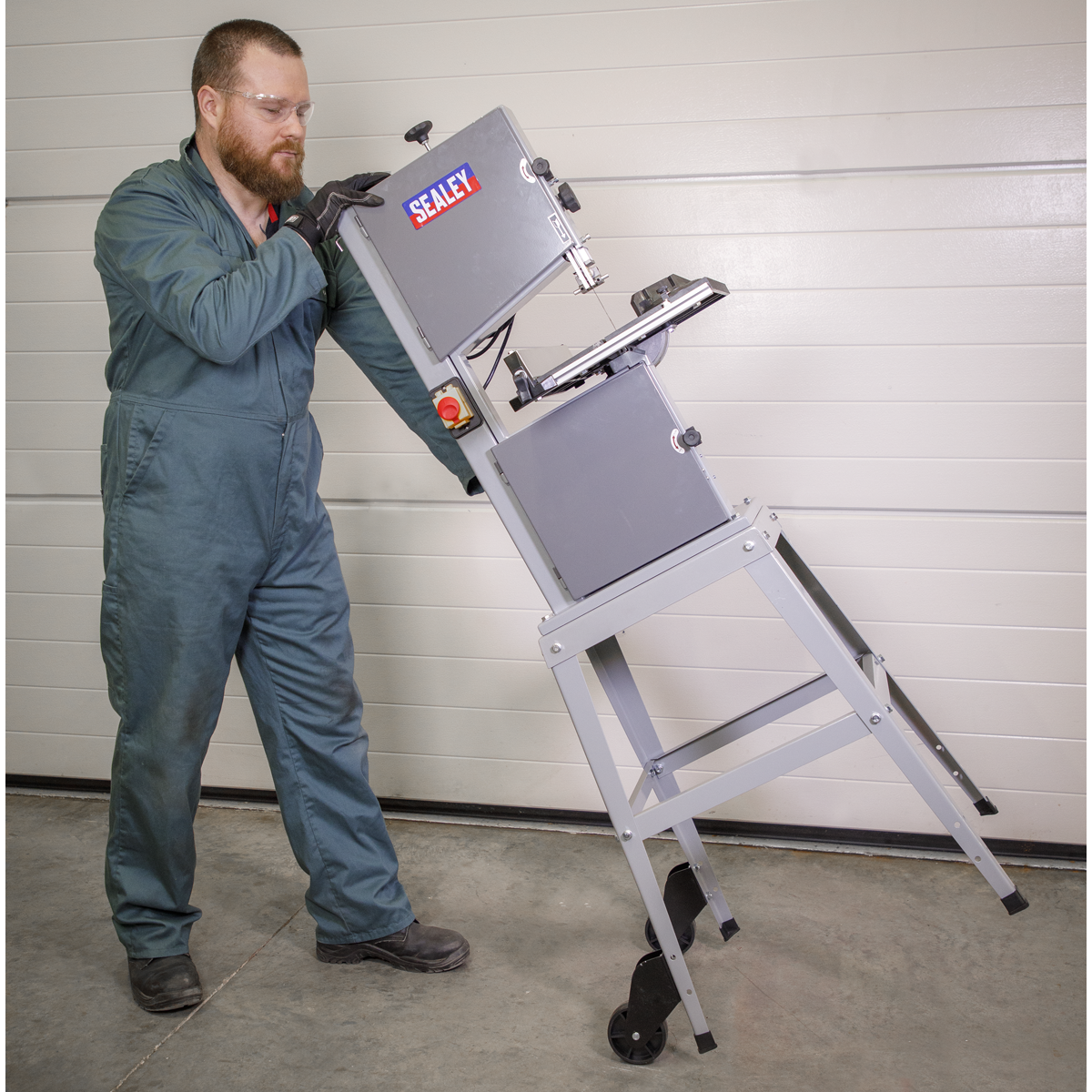 Sealey SM1304 Professional Bandsaw 245mm