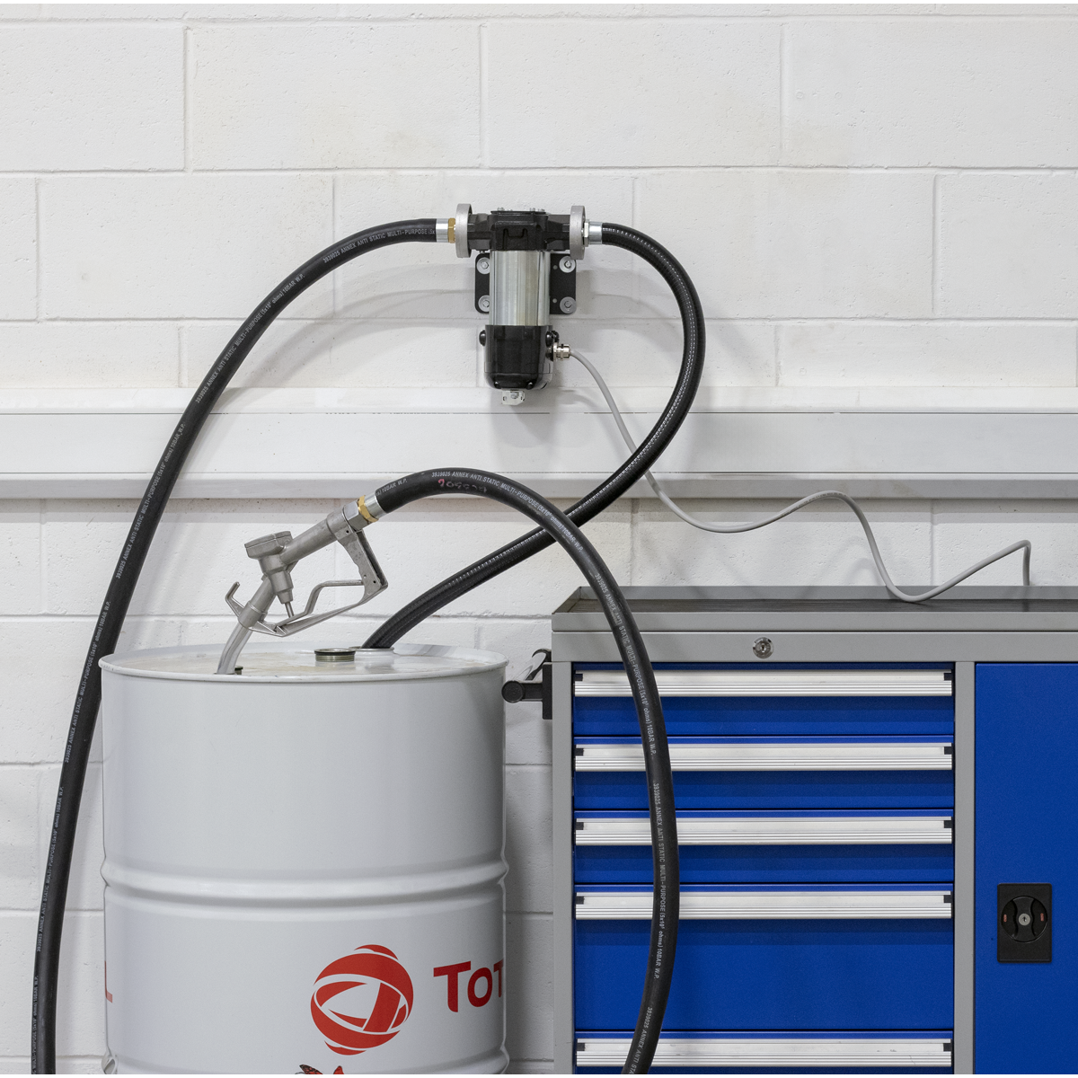 Sealey TP98 Diesel & Fluid Transfer Pump 12V High Flow