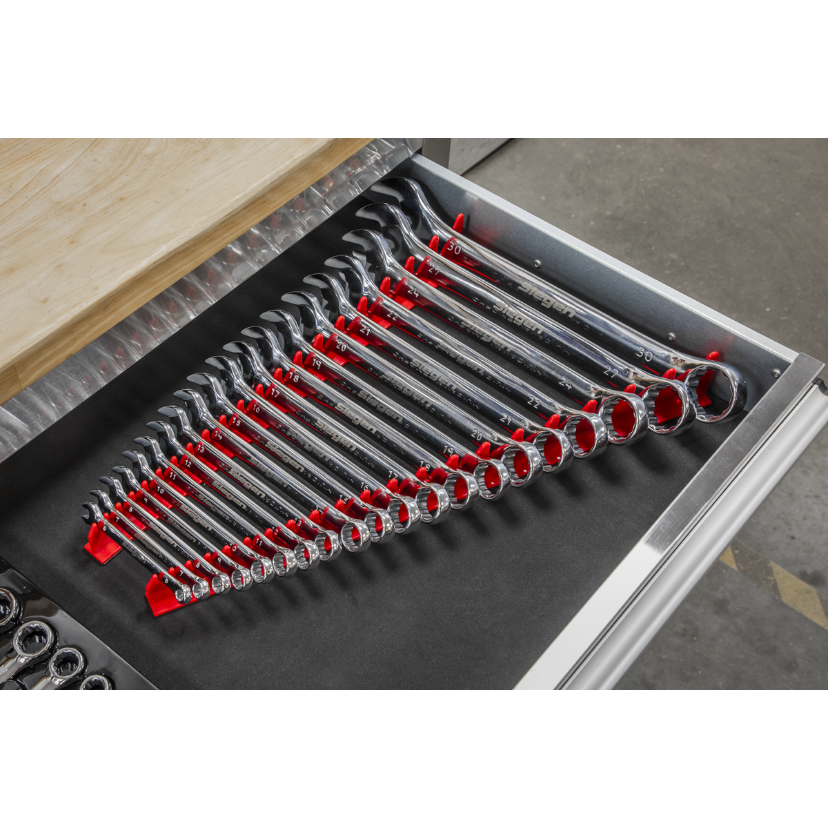 Sealey WR02 Sharks Teeth Spanner Rack Magnetic 2pc