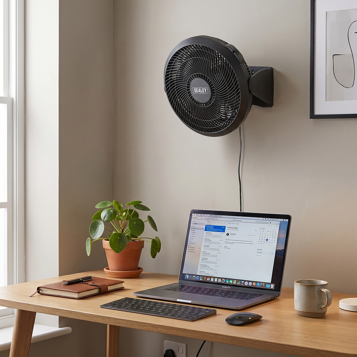 Sealey SFF12 Desk/Floor Fan 3-Speed 12" 230V