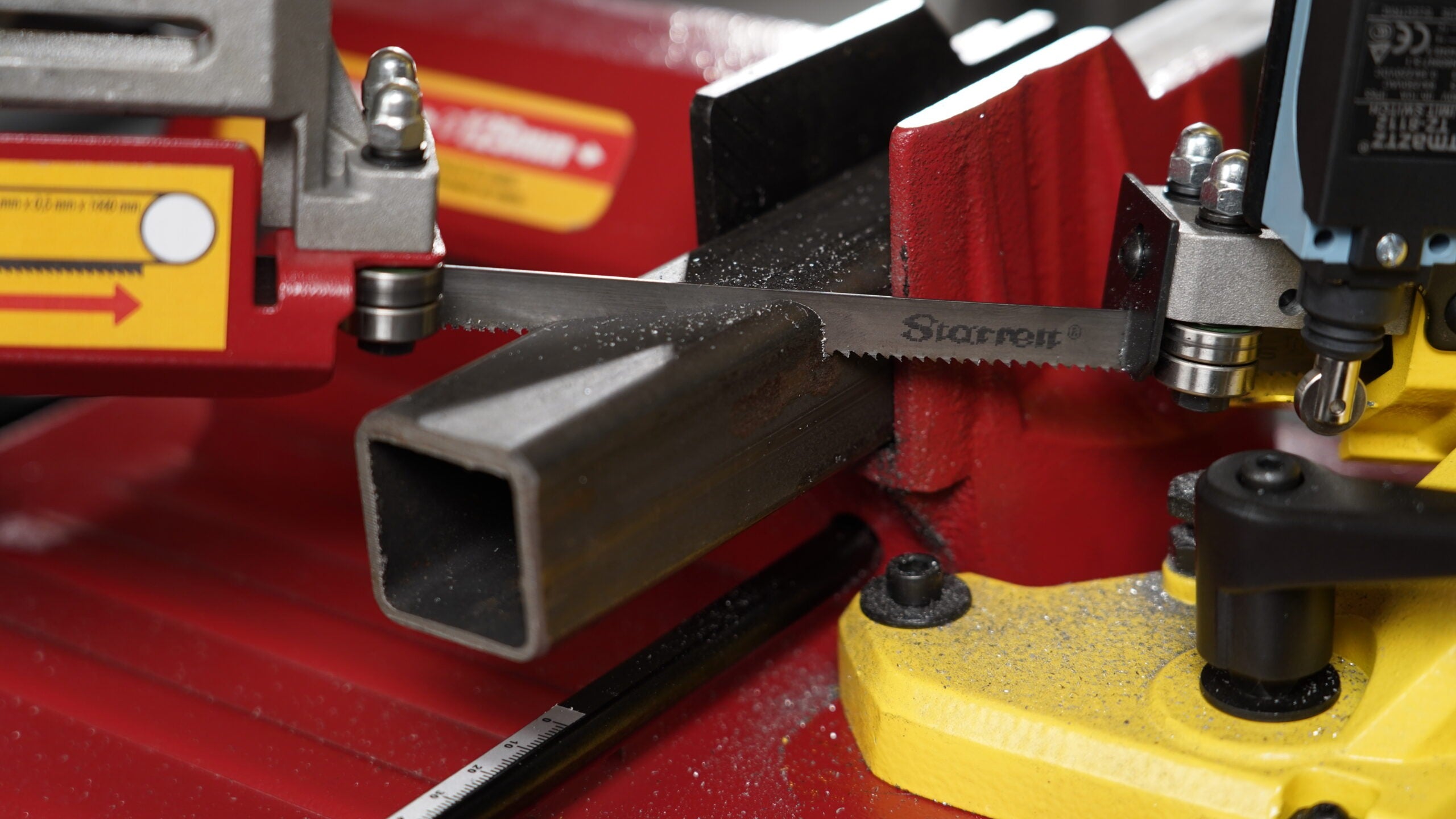 Starrett S1106NG-B1 110v Bandsaw