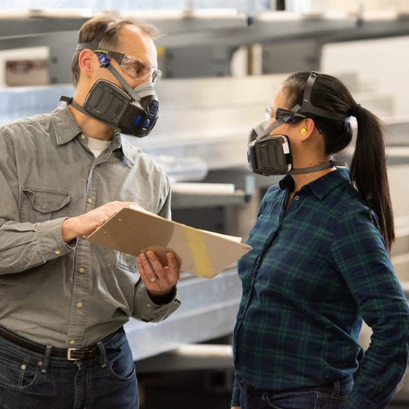 3M HF-801SD Secure Click Reusable Half Face Mask with Speaking Diaphragm - Small