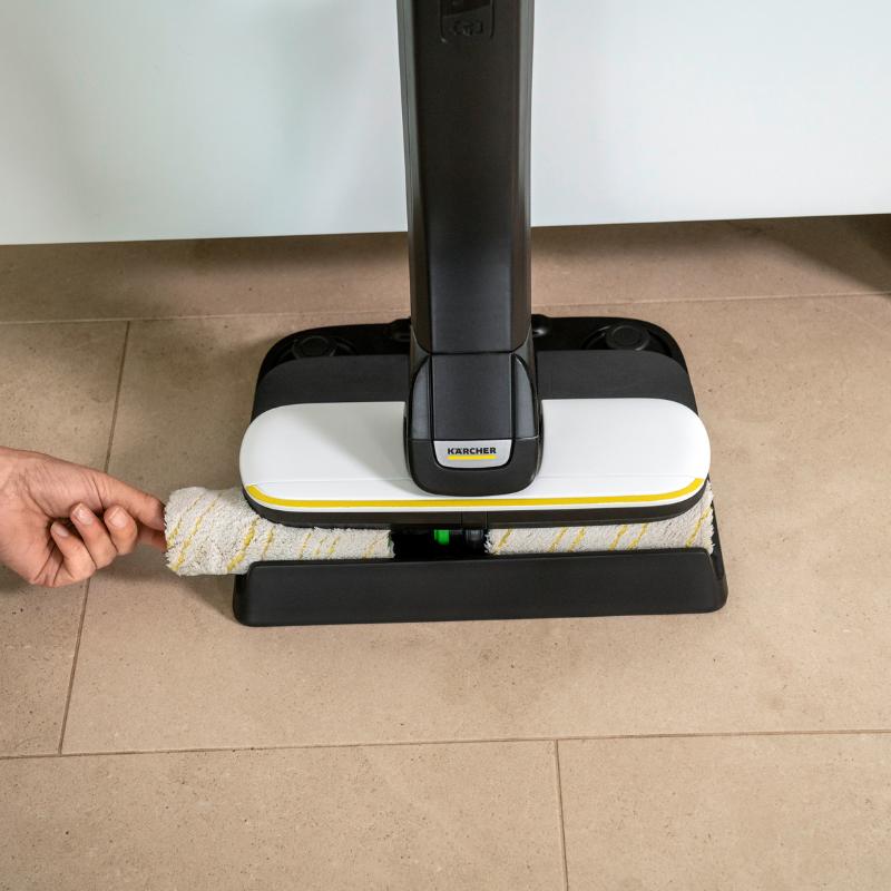 Karcher FC 4-4 Hard Floor Cleaner (Battery Set)